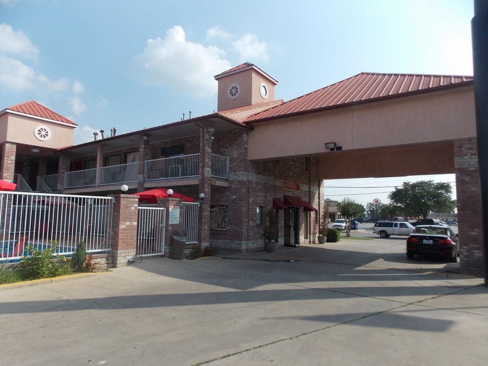 Econo Lodge Inn & Suites Downtown San Antonio Buitenkant foto