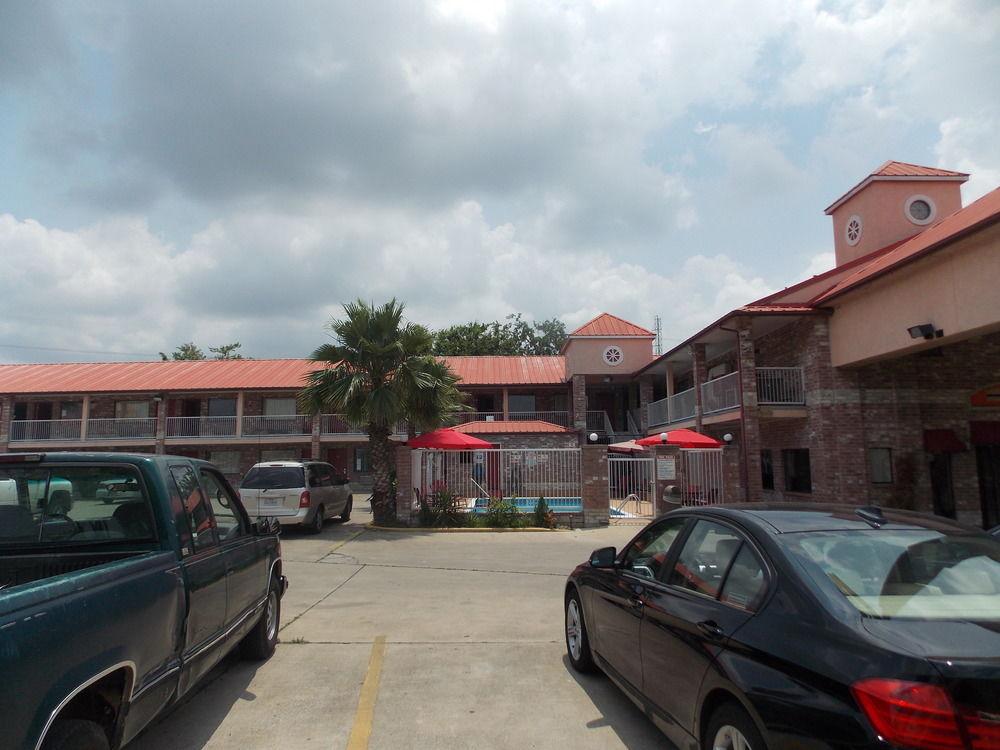 Econo Lodge Inn & Suites Downtown San Antonio Buitenkant foto