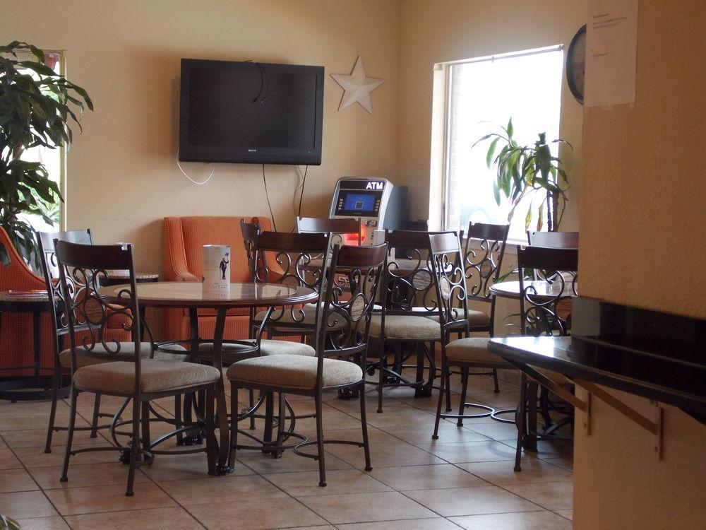 Econo Lodge Inn & Suites Downtown San Antonio Buitenkant foto