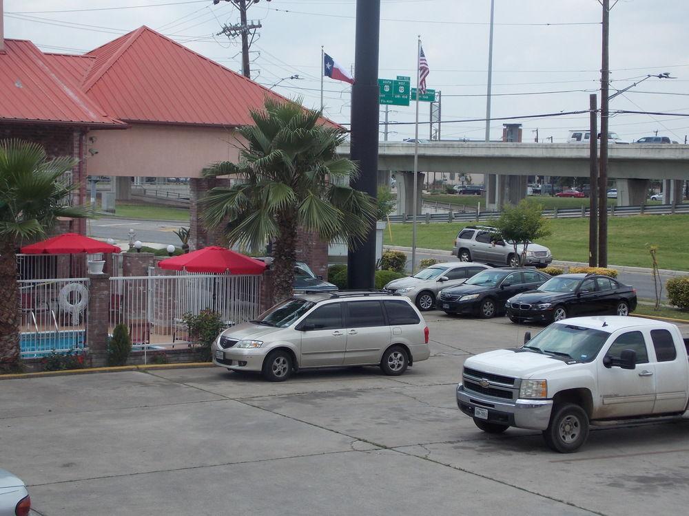 Econo Lodge Inn & Suites Downtown San Antonio Buitenkant foto