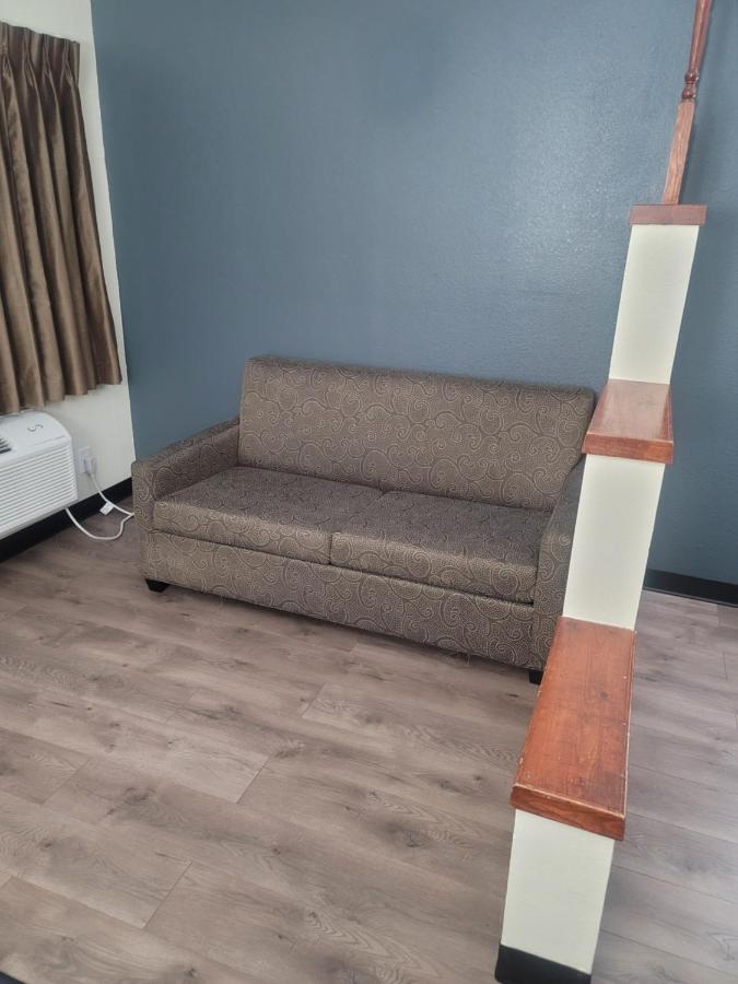 Econo Lodge Inn & Suites Downtown San Antonio Buitenkant foto